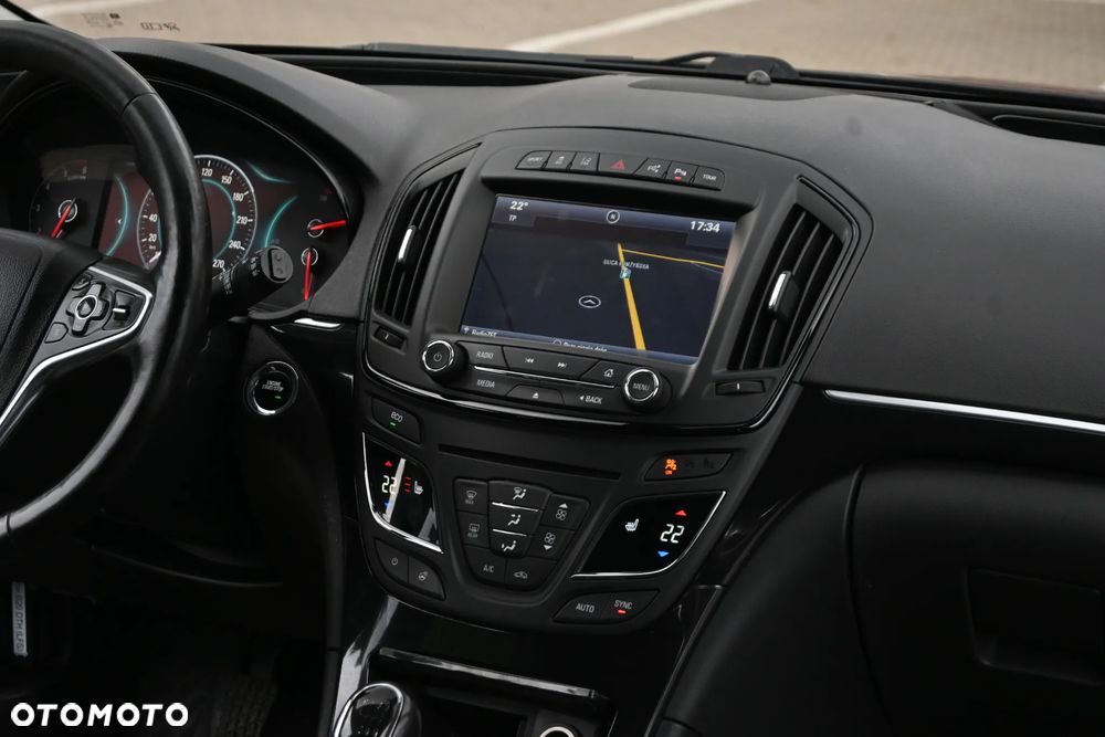 Opel Insignia CT 2.0 CDTI 4x4 Exclusive S&S - 22