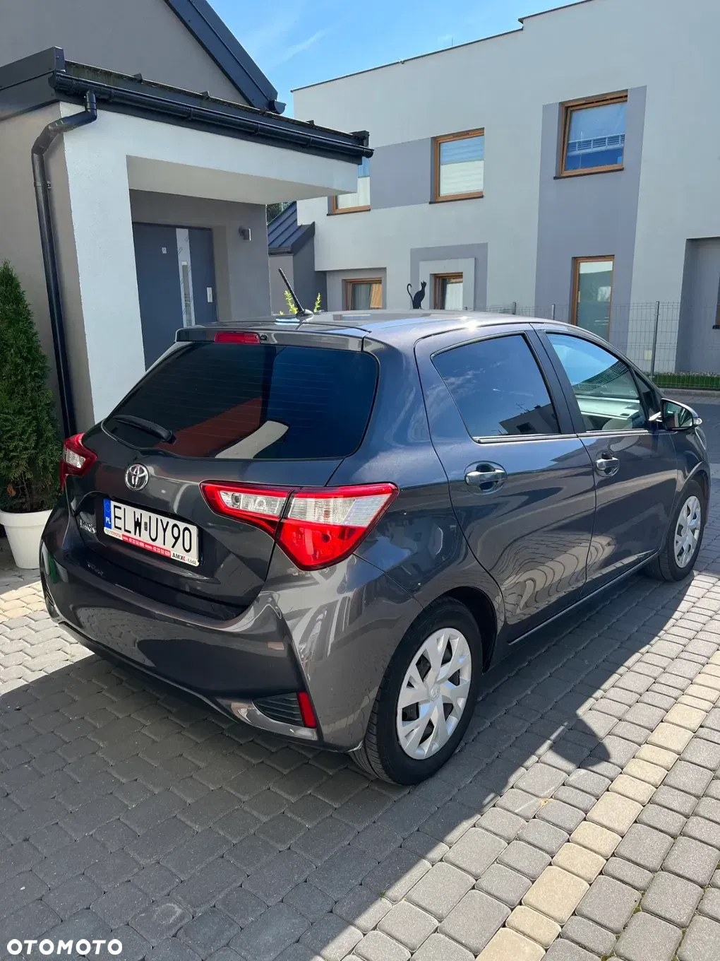 Toyota Yaris 1.5 Premium - 2