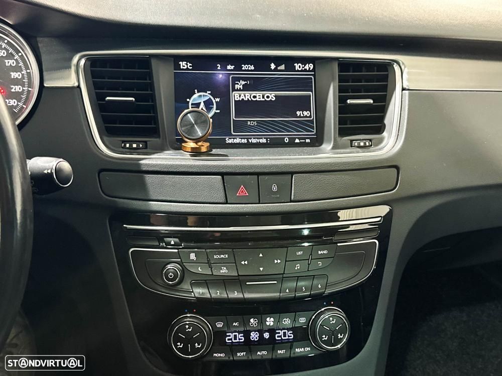 Peugeot 508 RXH 2.0 HDi Hybrid4 2-Tronic 104g - 43
