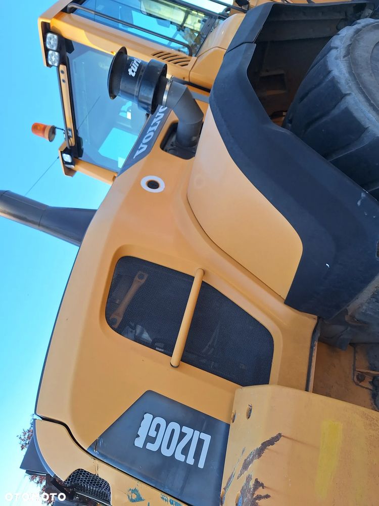 Volvo L120G - 7