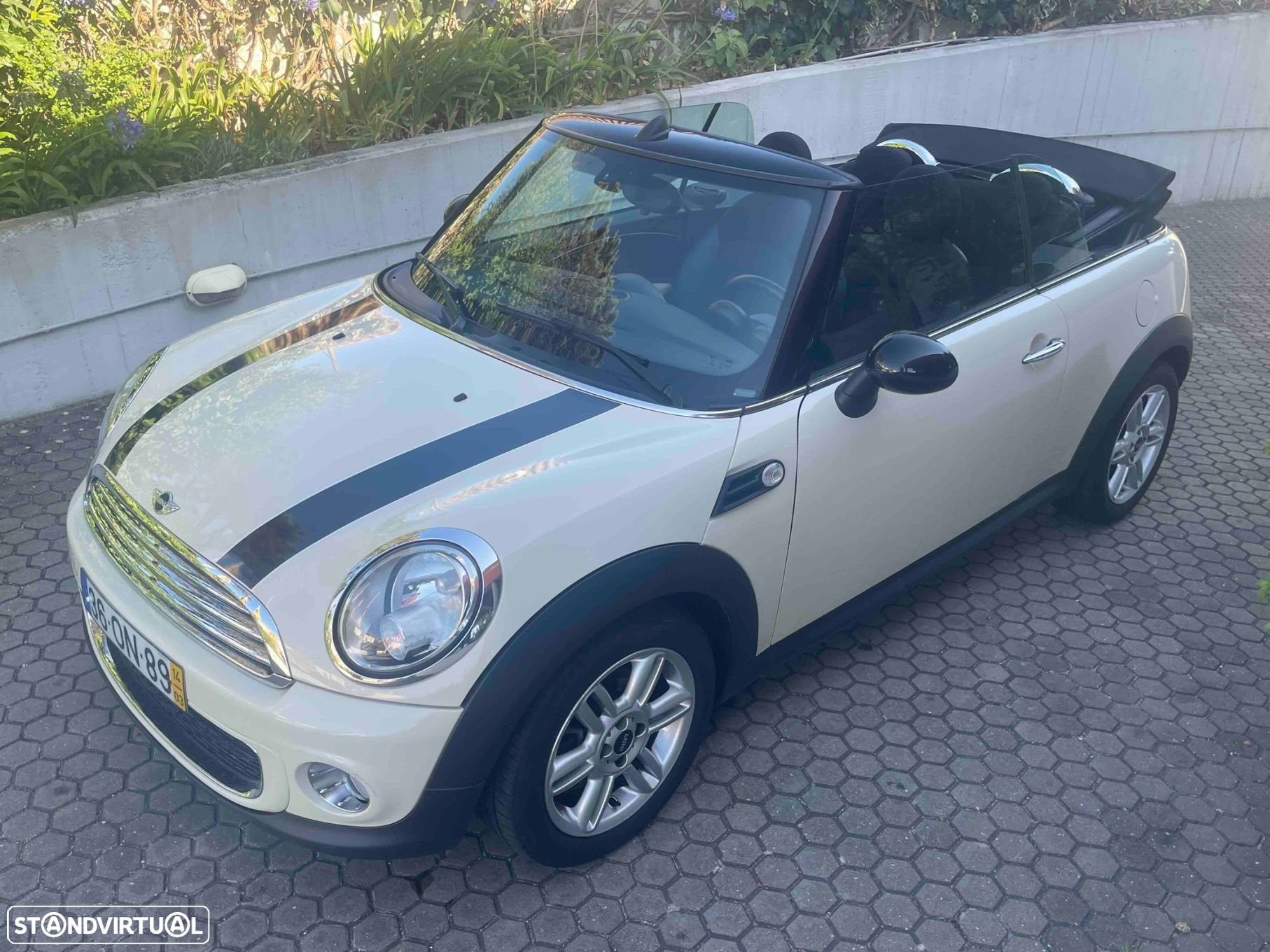 MINI Cabrio Cooper D - 1