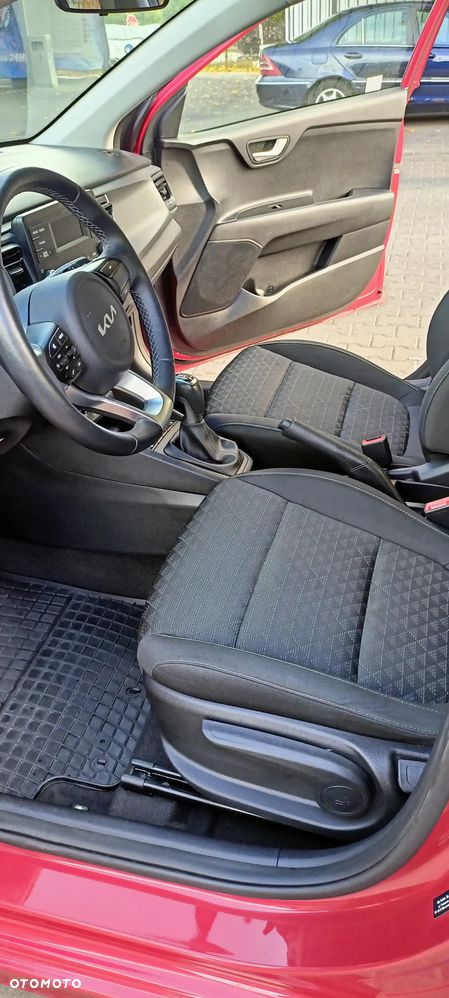 Kia Rio 2023 photo 4