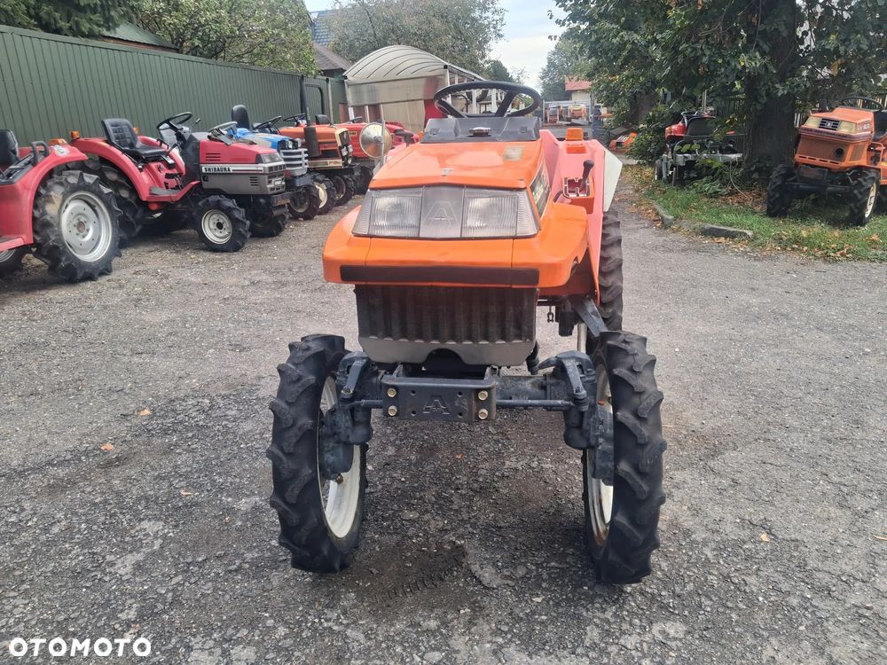 Kubota xb1 - 3