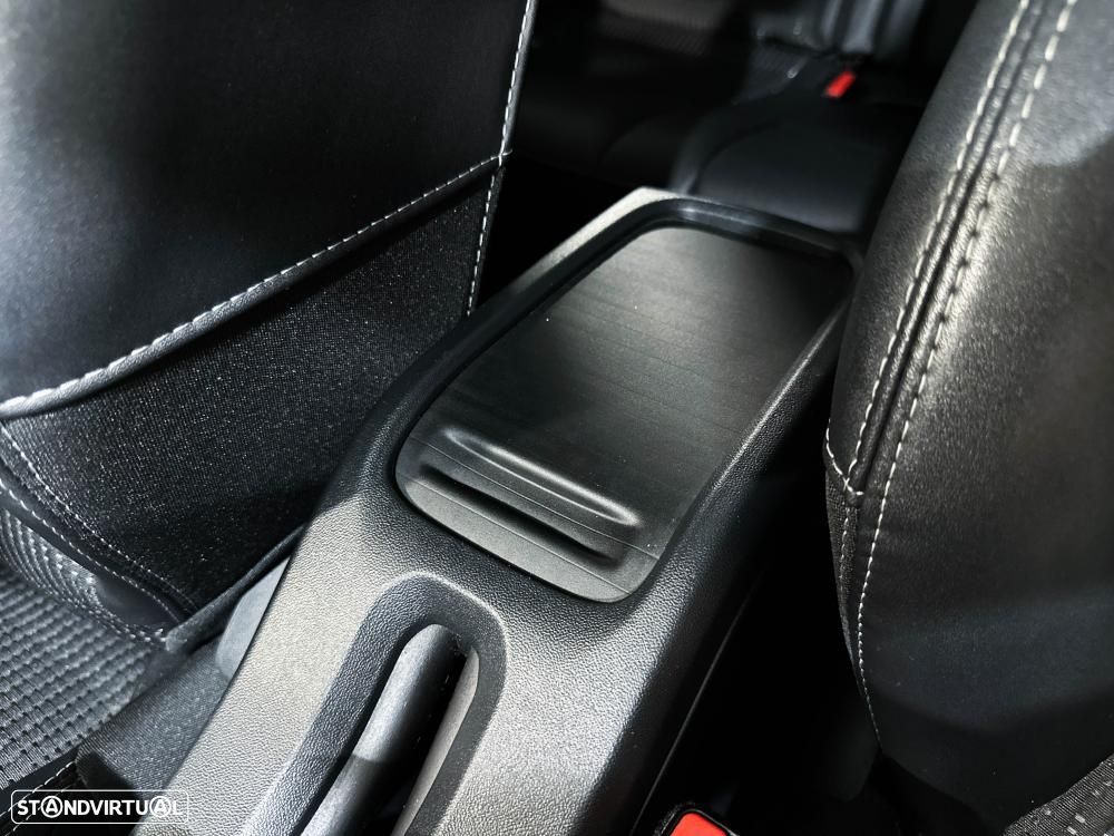 Peugeot 2008 1.2 PureTech GT Line - 46