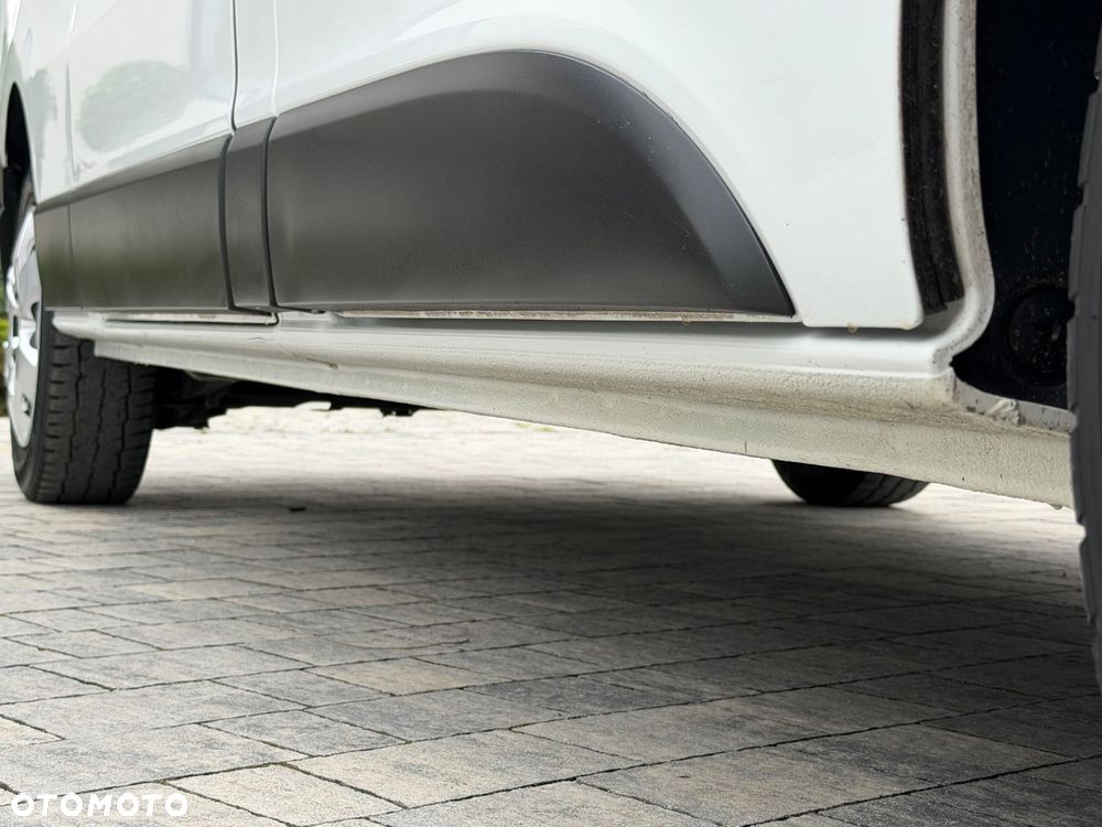 Renault Trafic - 18