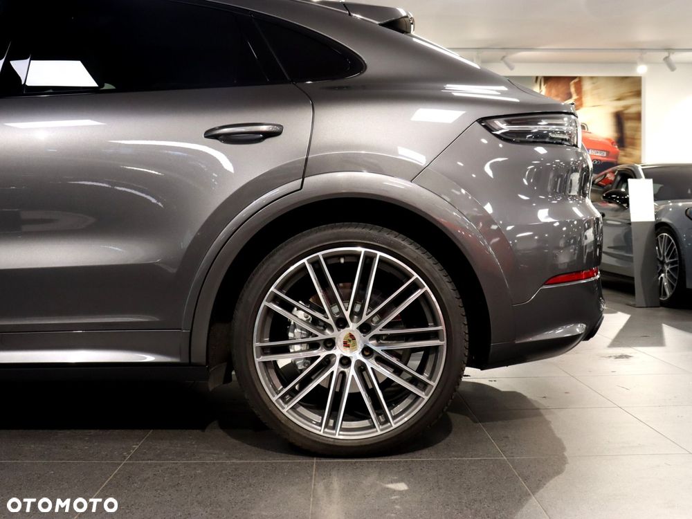 Porsche Cayenne Standard - 25