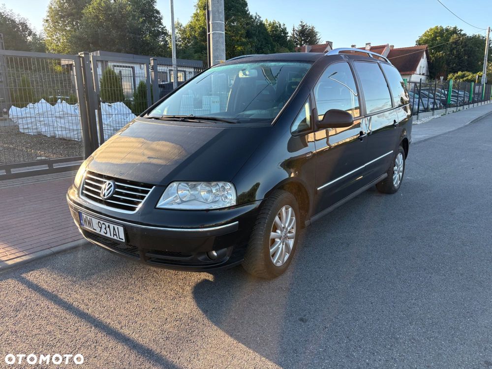 Volkswagen Sharan - 1