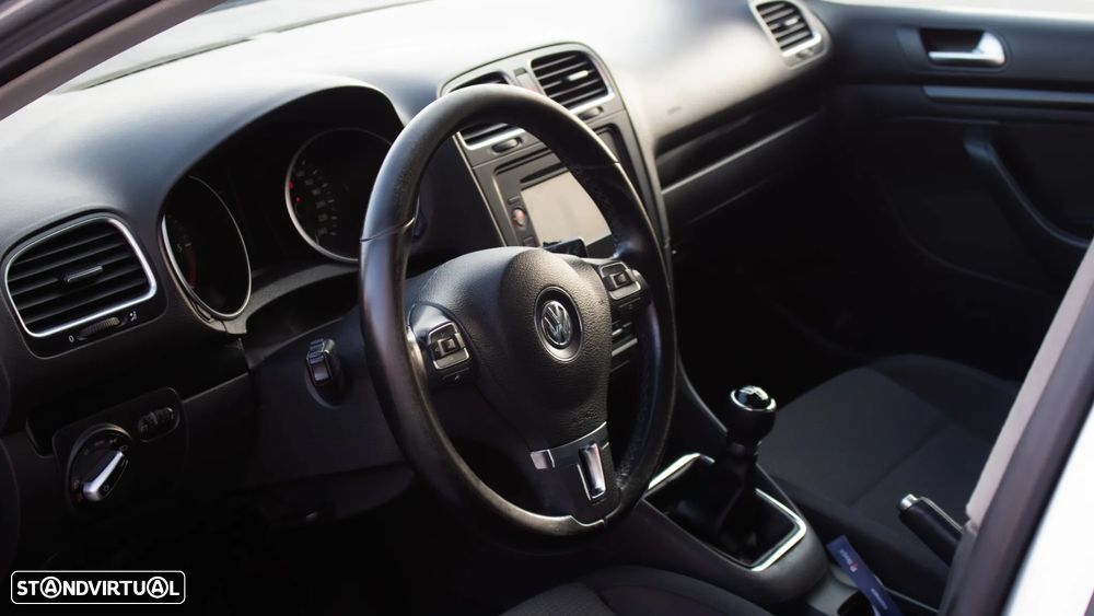 VW Golf Variant 1.6 TDi DPF Comfortline - 10