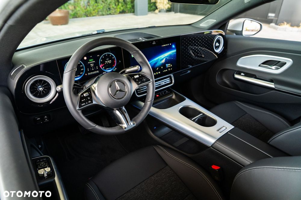 Mercedes-Benz CLA - 15