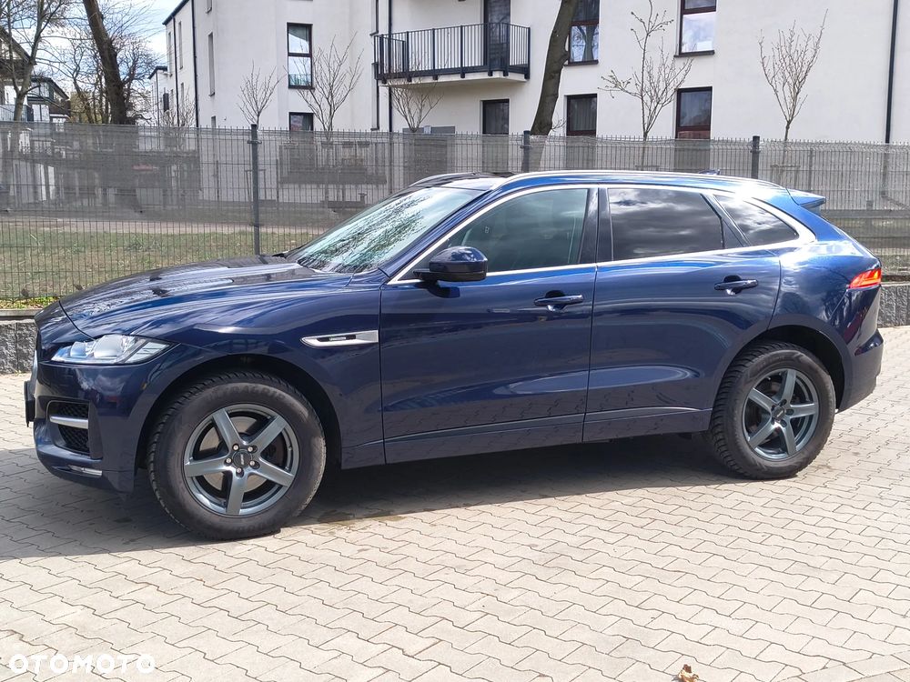 Jaguar F-Pace - 12