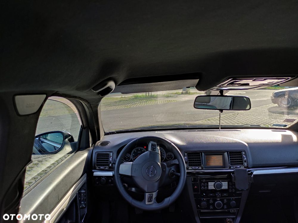 Opel Vectra 1.9 CDTI Sport / GTS - 31