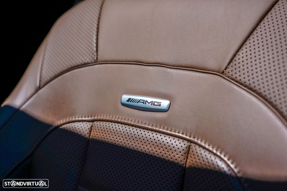 Mercedes-Benz E 63 AMG S 4-Matic+ - 44