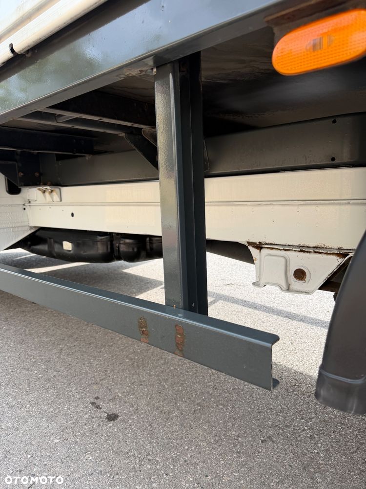 Mercedes-Benz Sprinter - 39