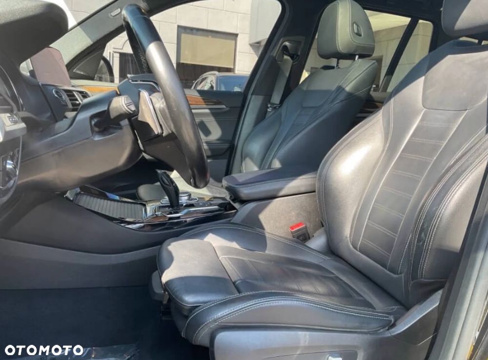 BMW X3 xDrive30i Luxury Line sport - 9