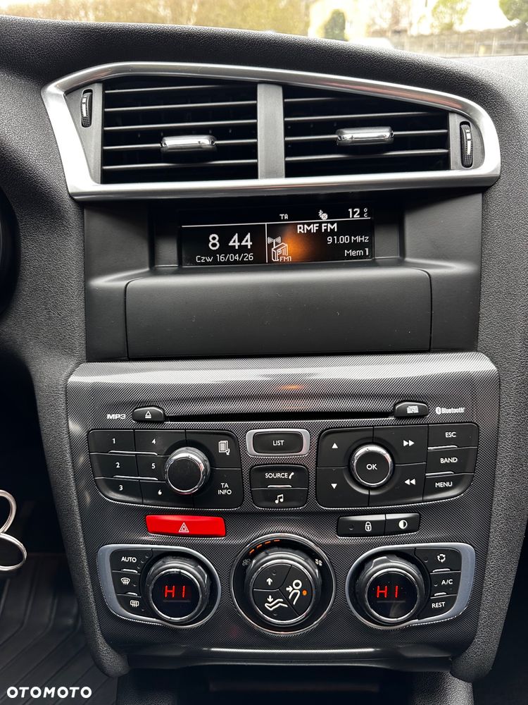 Citroën C4 VTi 120 Exclusive - 20