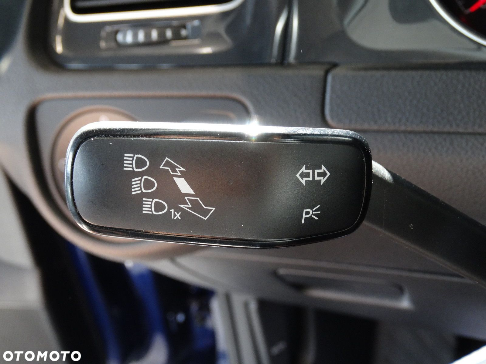 Volkswagen Golf - 27