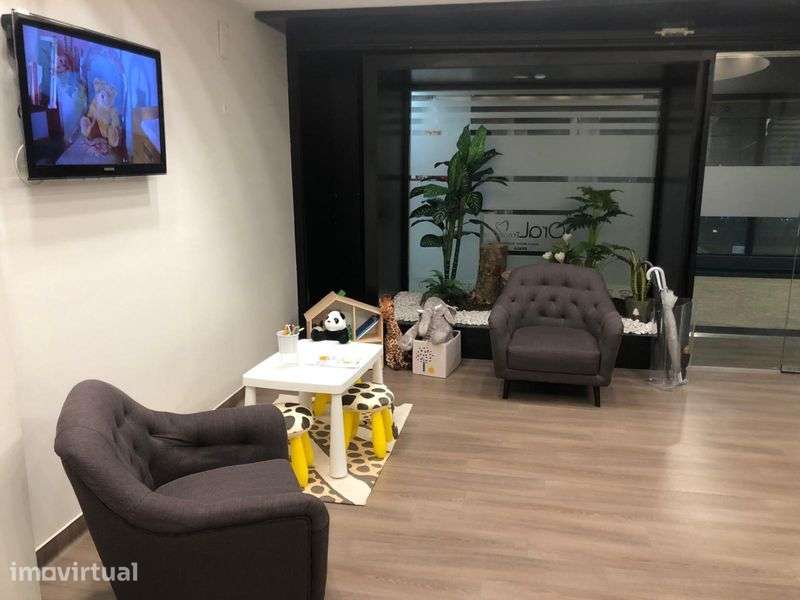Trespasse de  clinica dentaria em Braga - Grande imagem: 4/4