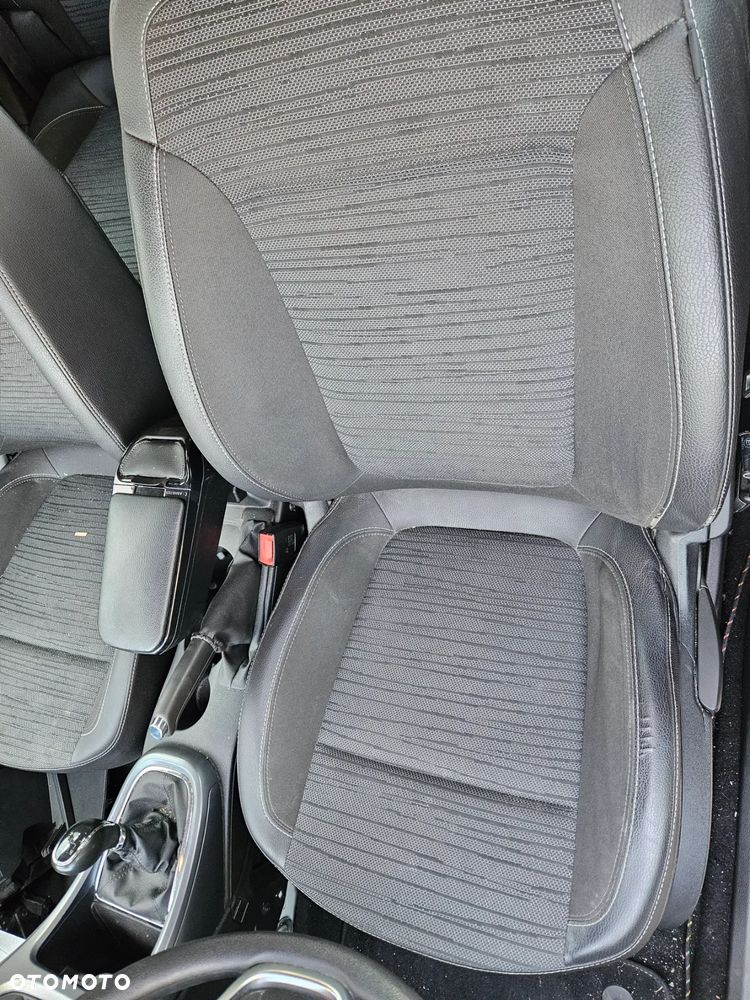 Opel Astra J 4 IV fotel przód przedni   lewy - 1
