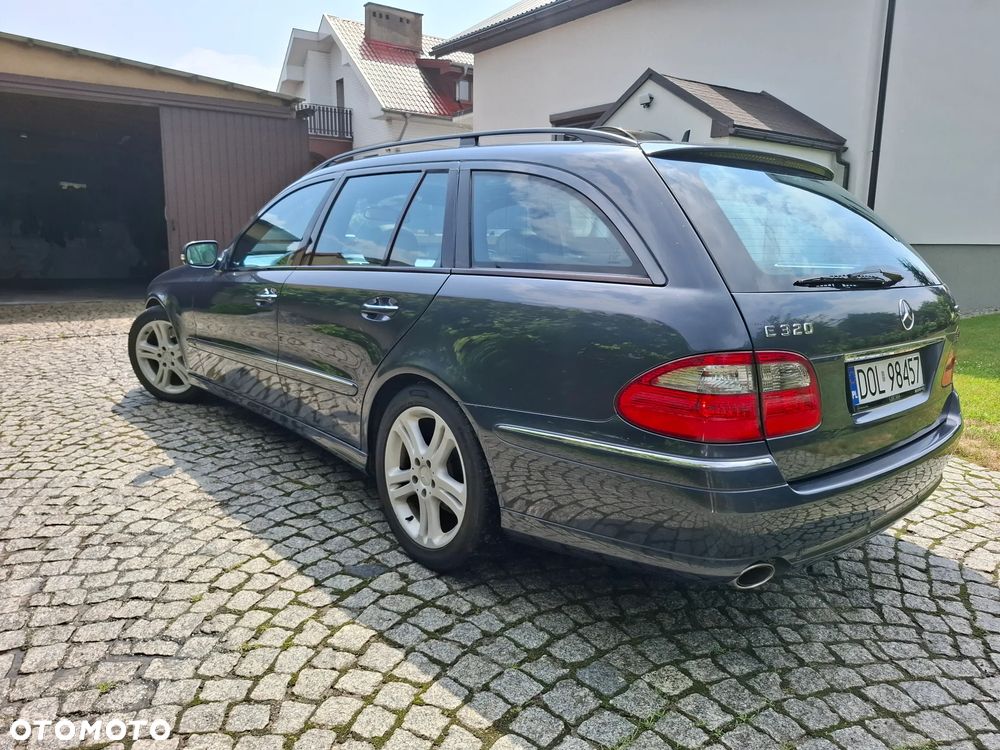 Mercedes-Benz Klasa E - 6