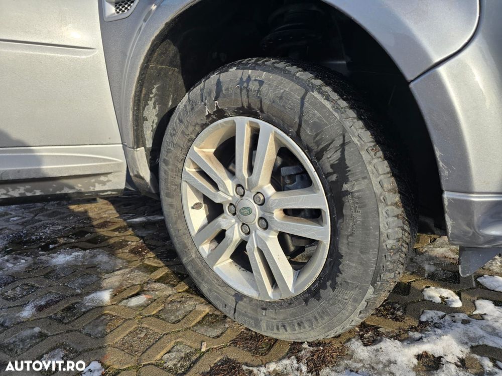 Land Rover Freelander 2.2 SD4 SE - 27