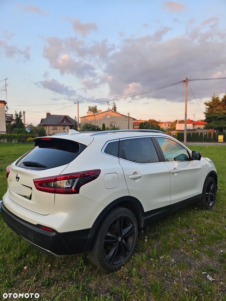 Nissan Qashqai 1.3 DIG-T N-Connecta DCT - 2
