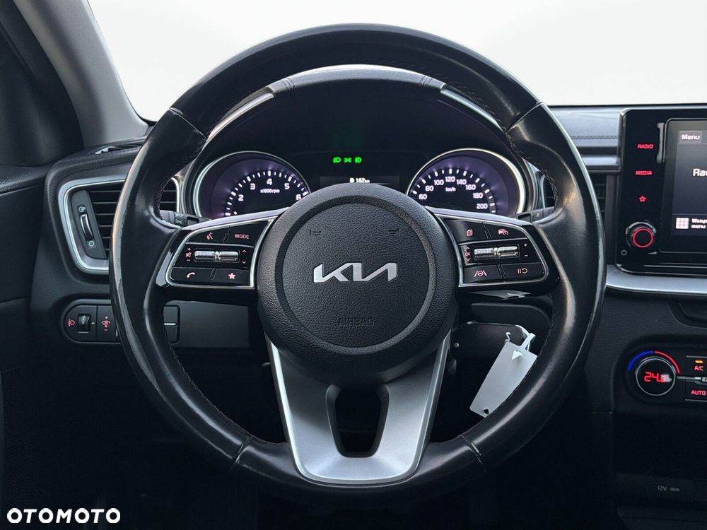 Kia Ceed 1.5 T-GDI M - 12