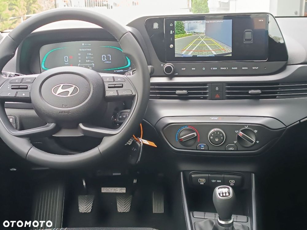 Hyundai i20 1.2 Pure - 25