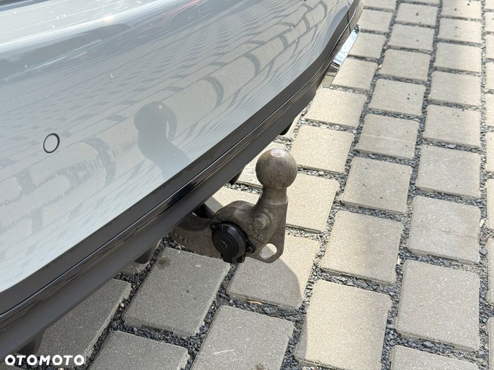 Mercedes-Benz Klasa C 300 mHEV 4-Matic AMG - 31