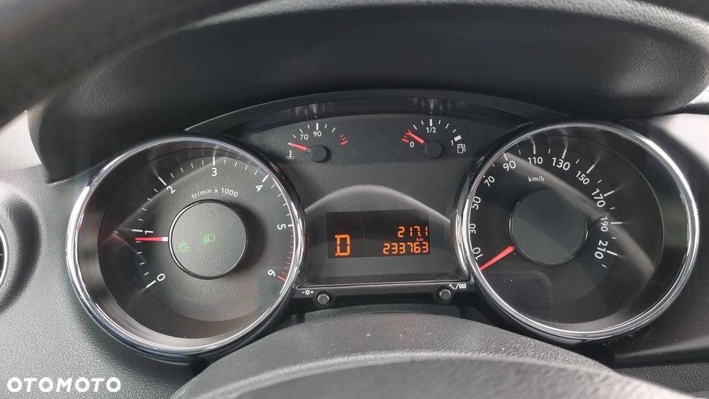 Peugeot 3008 HDi FAP 160 Automatik Active - 26