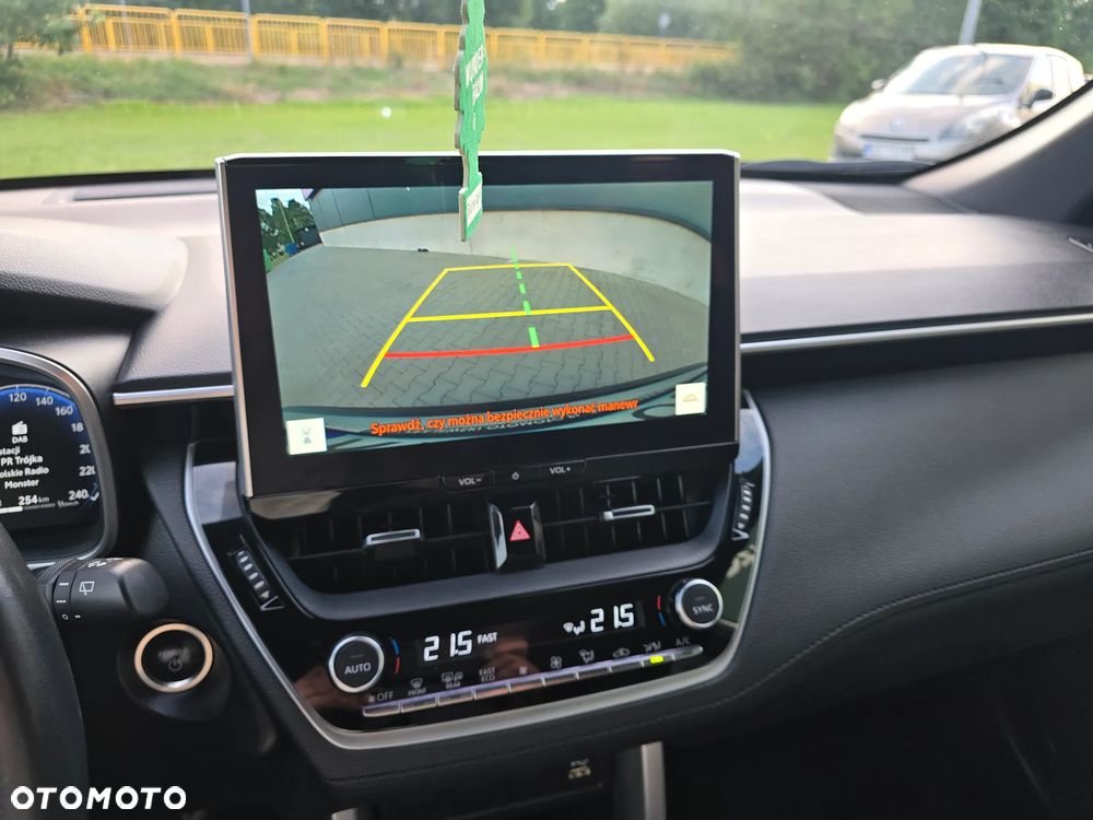 Toyota Corolla Cross 2.0 Hybrid Comfort - 36