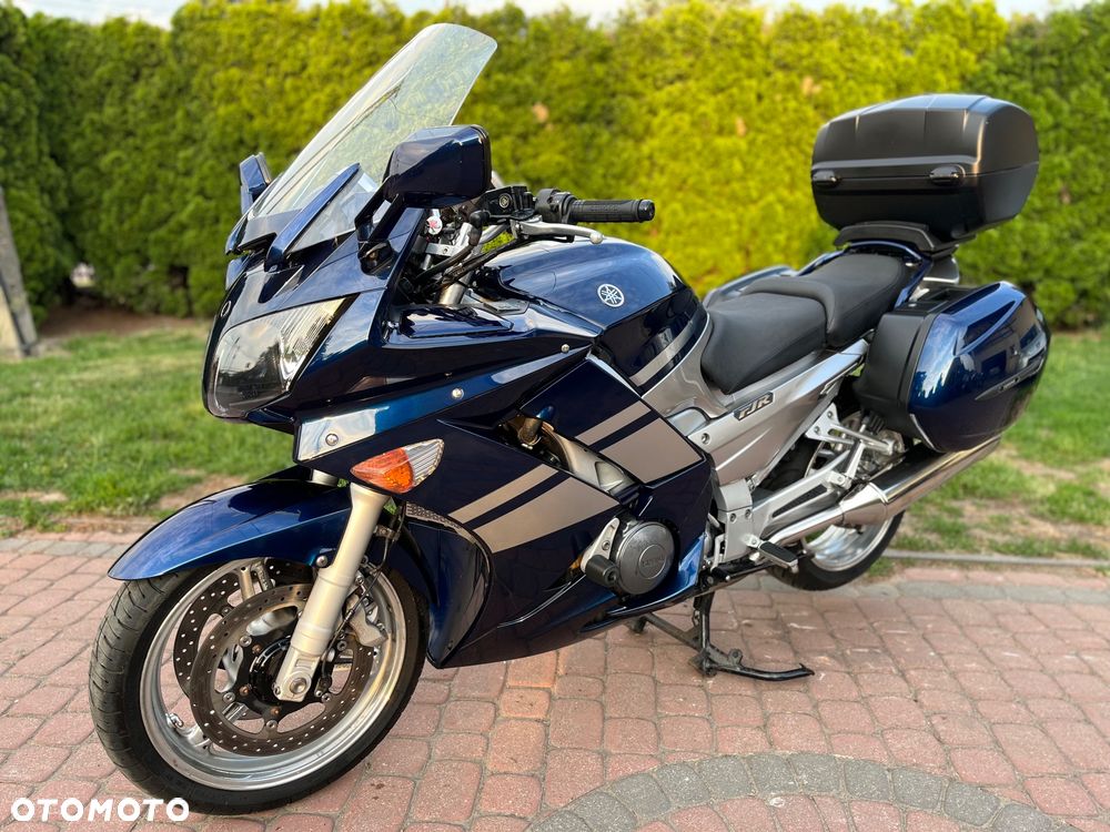 Yamaha FJR - 27