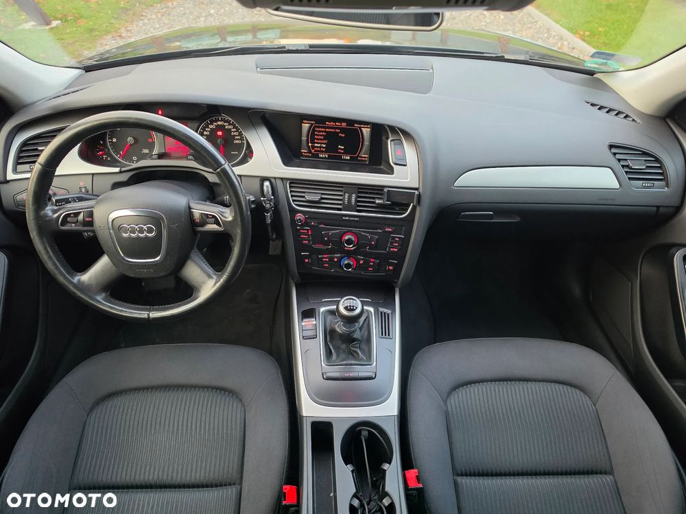 Audi A4 Avant - 6