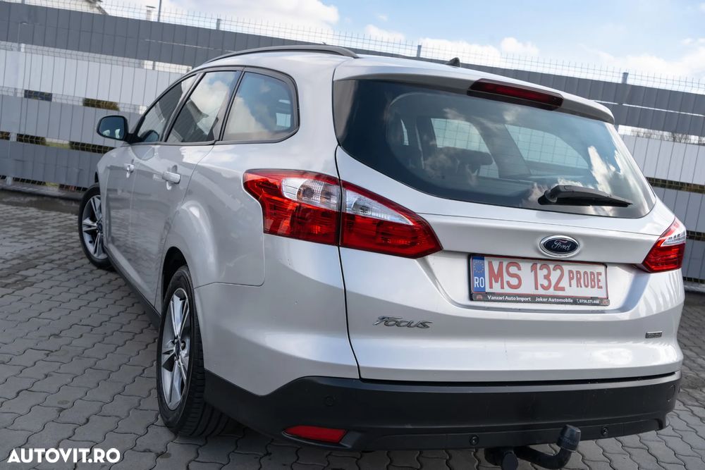 Ford Focus 1.6 TDCI DPF Champions Edition - 5