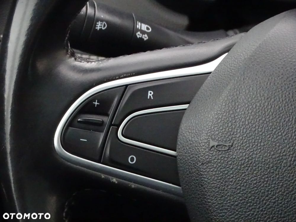 Renault Scenic TCe 140 GPF INTENS - 9