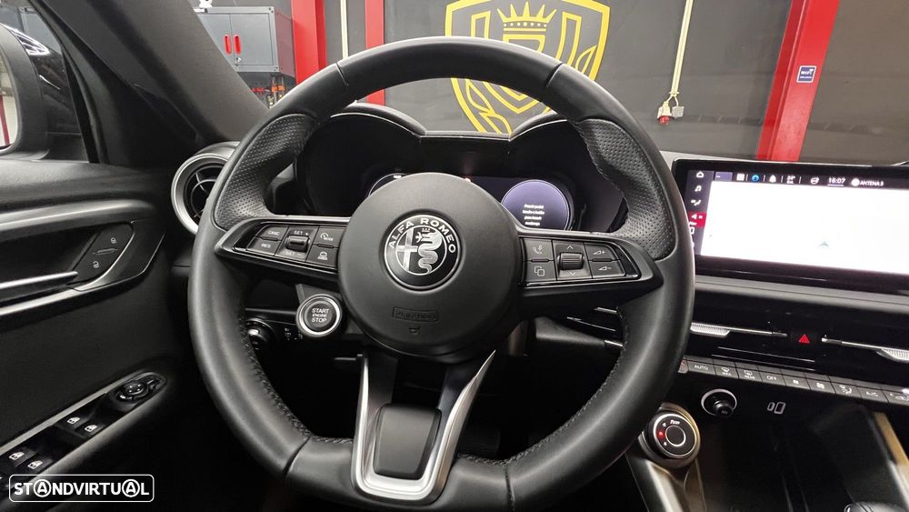 Alfa Romeo Tonale 1.5 Hybrid Sprint — fotografia 49