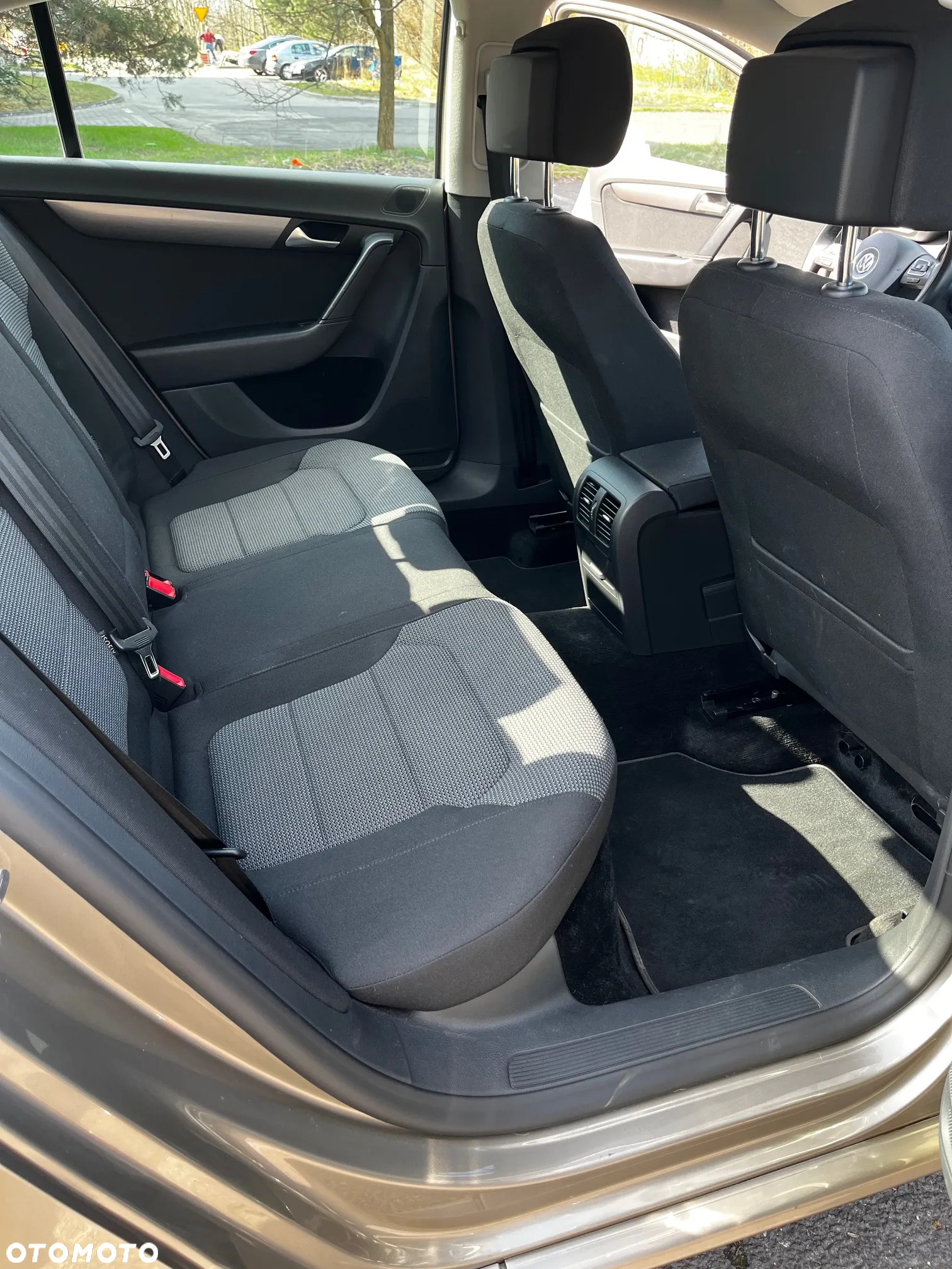 Volkswagen Passat 1.4 TSI Comfortline - 14