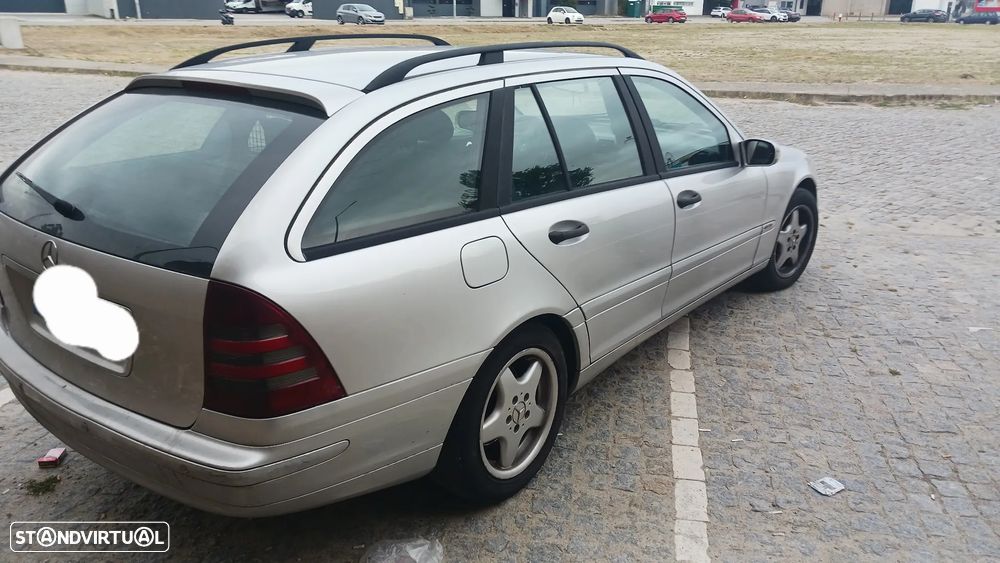 Mercedes-Benz 220 - 8