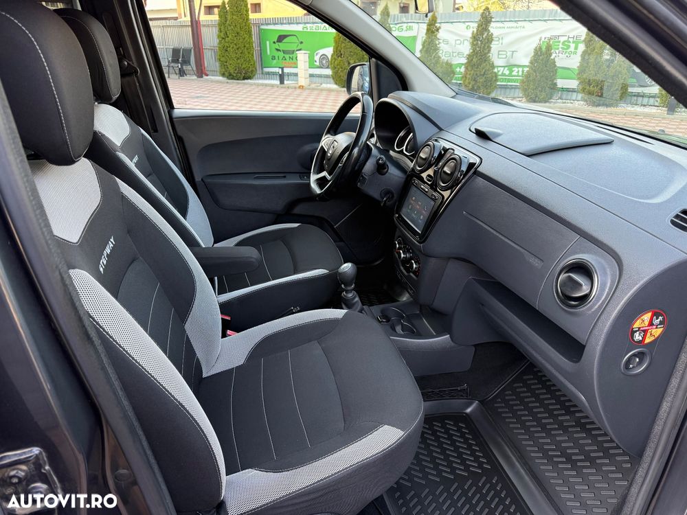 Dacia Lodgy 1.5 dCi Stepway - 26