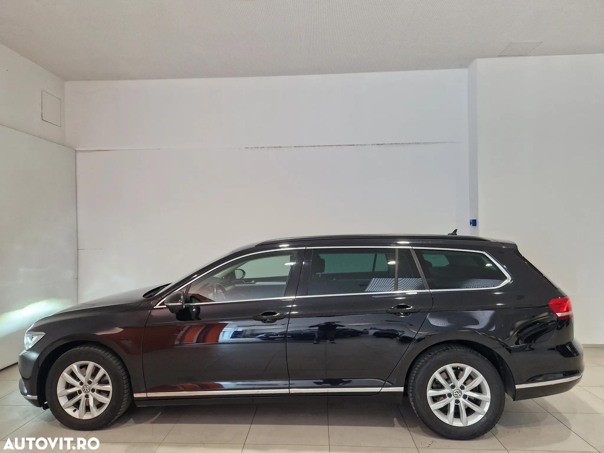 Volkswagen Passat Variant 2.0 TDI DSG Comfortline - 2
