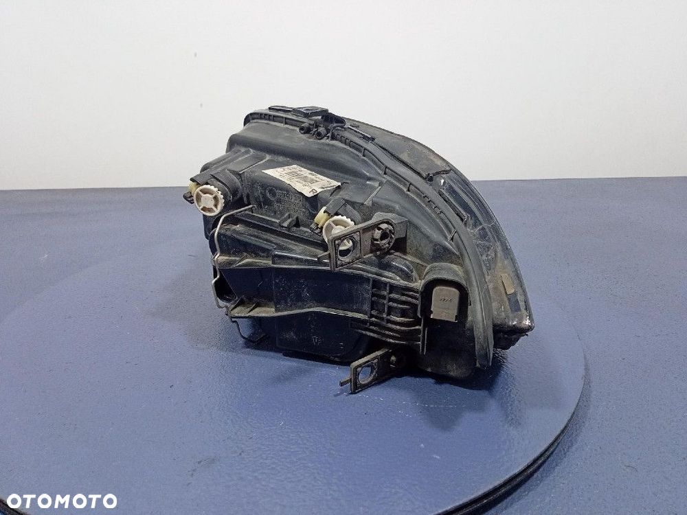 AUDI A2 8Z REFLEKTOR PRAWY PRZÓD LAMPA EU 8Z0941004H - 4
