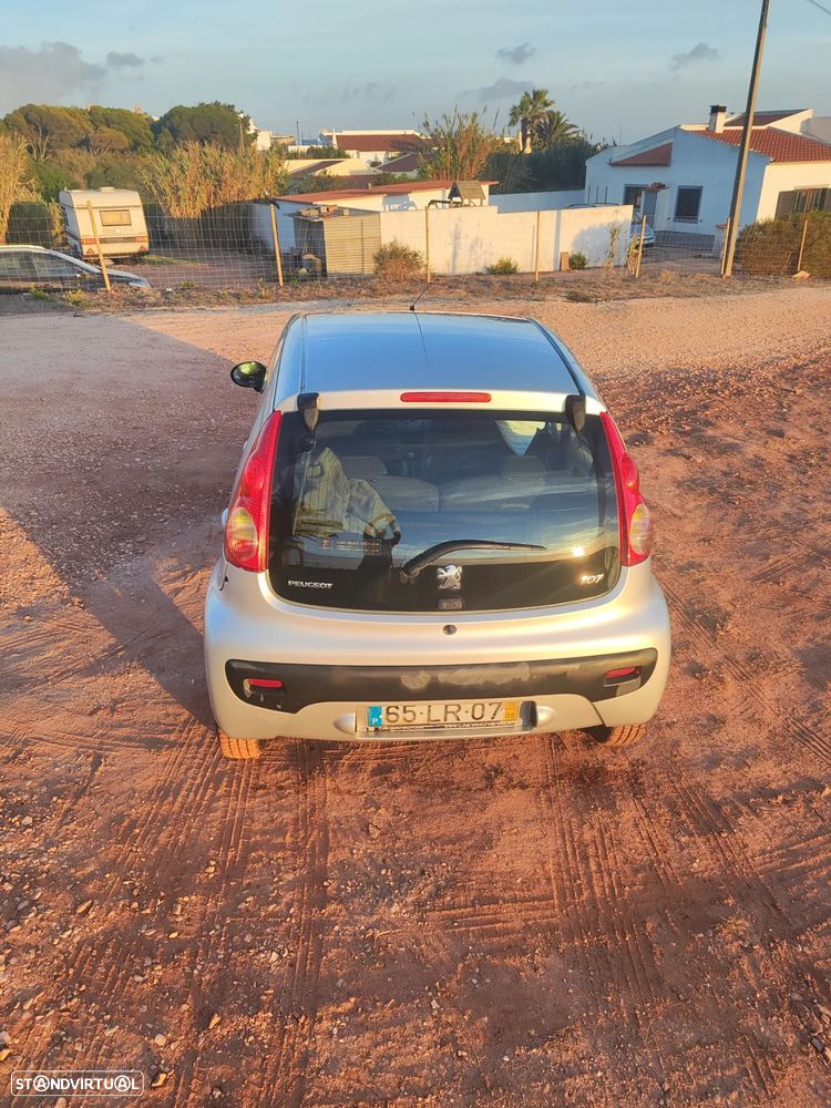 Peugeot 107 1.0 Black&Silver - 2