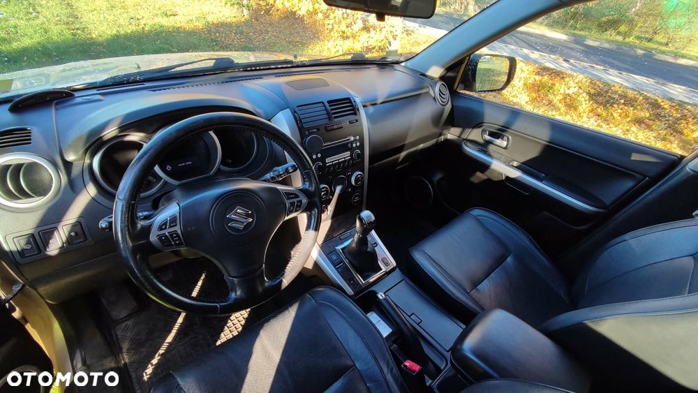 Suzuki Grand Vitara 1.9 DDiS De Luxe - 3