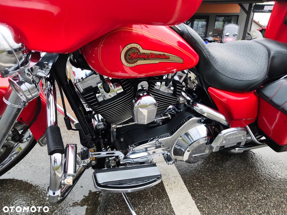 Harley-Davidson FLHTCU Ultra - 36