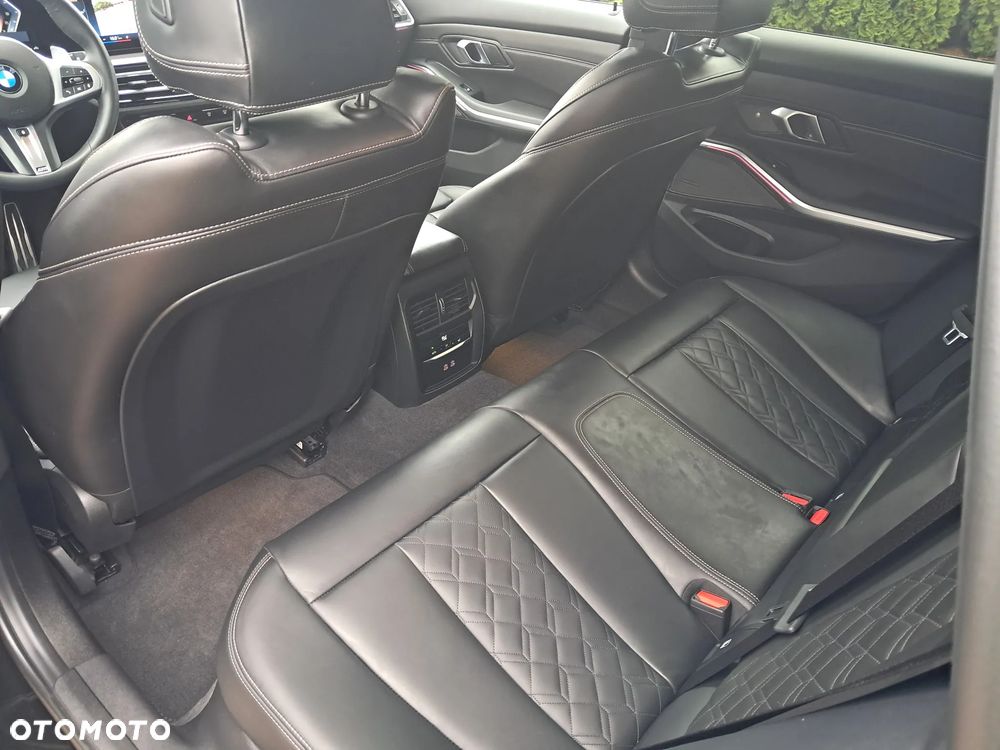BMW Seria 3 320d xDrive MHEV M Sport sport - 19