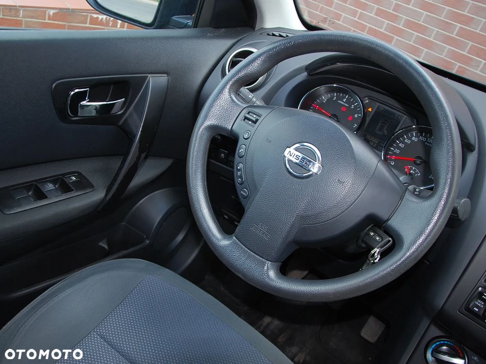 Nissan Qashqai 1.6 Acenta - 22