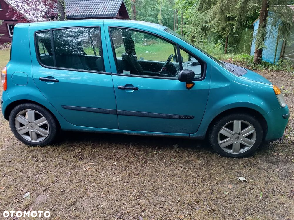 Renault Modus - 2