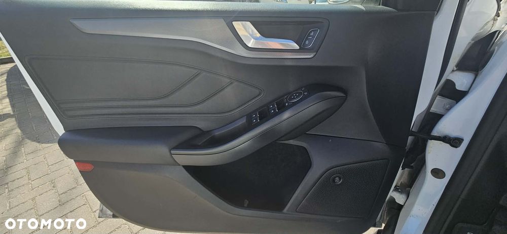 Ford Focus 1.5 TDCi DPF Start-Stopp-System Titanium - 12