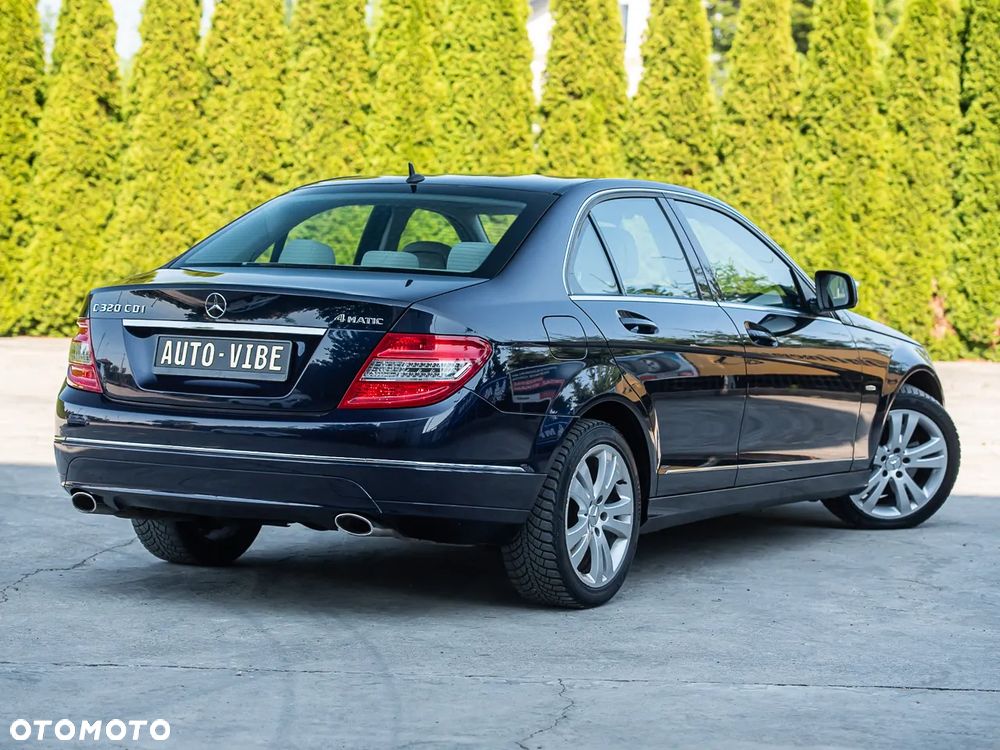 Mercedes-Benz Klasa C 350 CDI DPF 4Matic 7G-TRONIC Avantgarde - 13