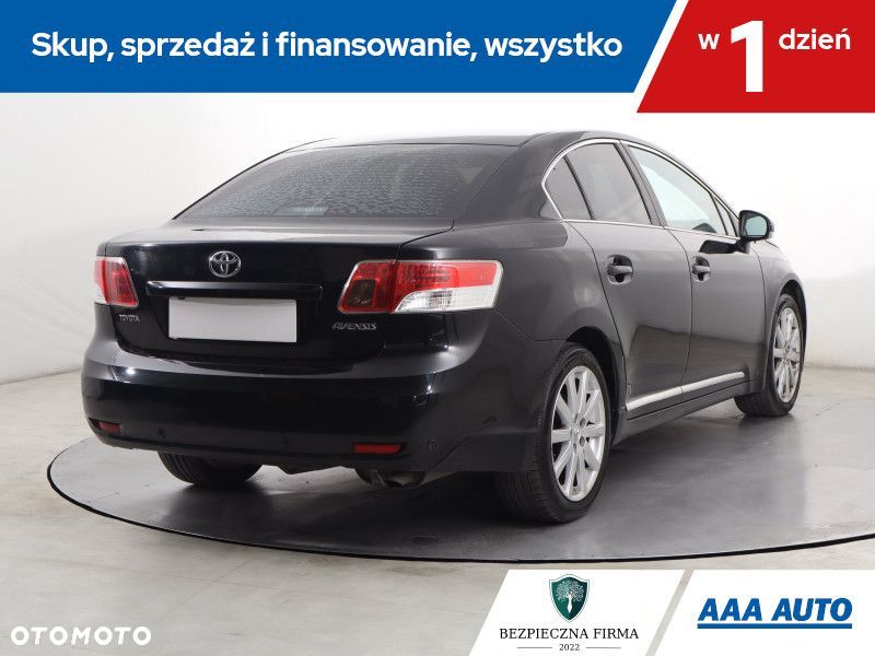 Toyota Avensis - 7