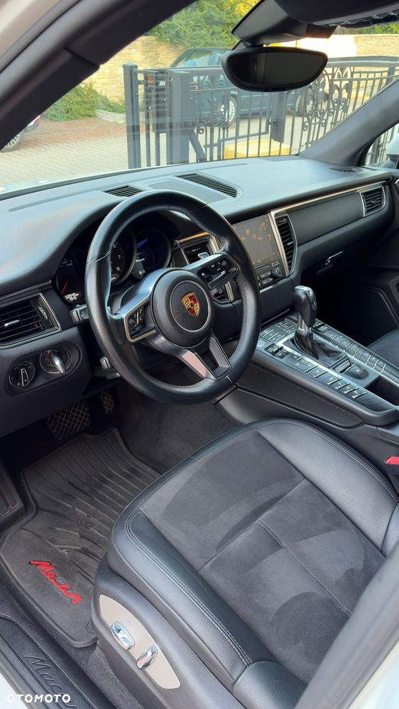 Porsche Macan - 5